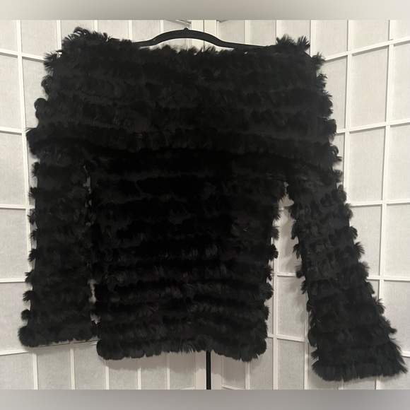 BCBG MAXAZRIA Rabbit Fur Off-Shoulder Top Black NWT - Picture 4 of 15